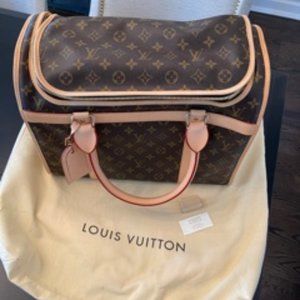 Louis Vuitton Dog Carrier 40 Monogram